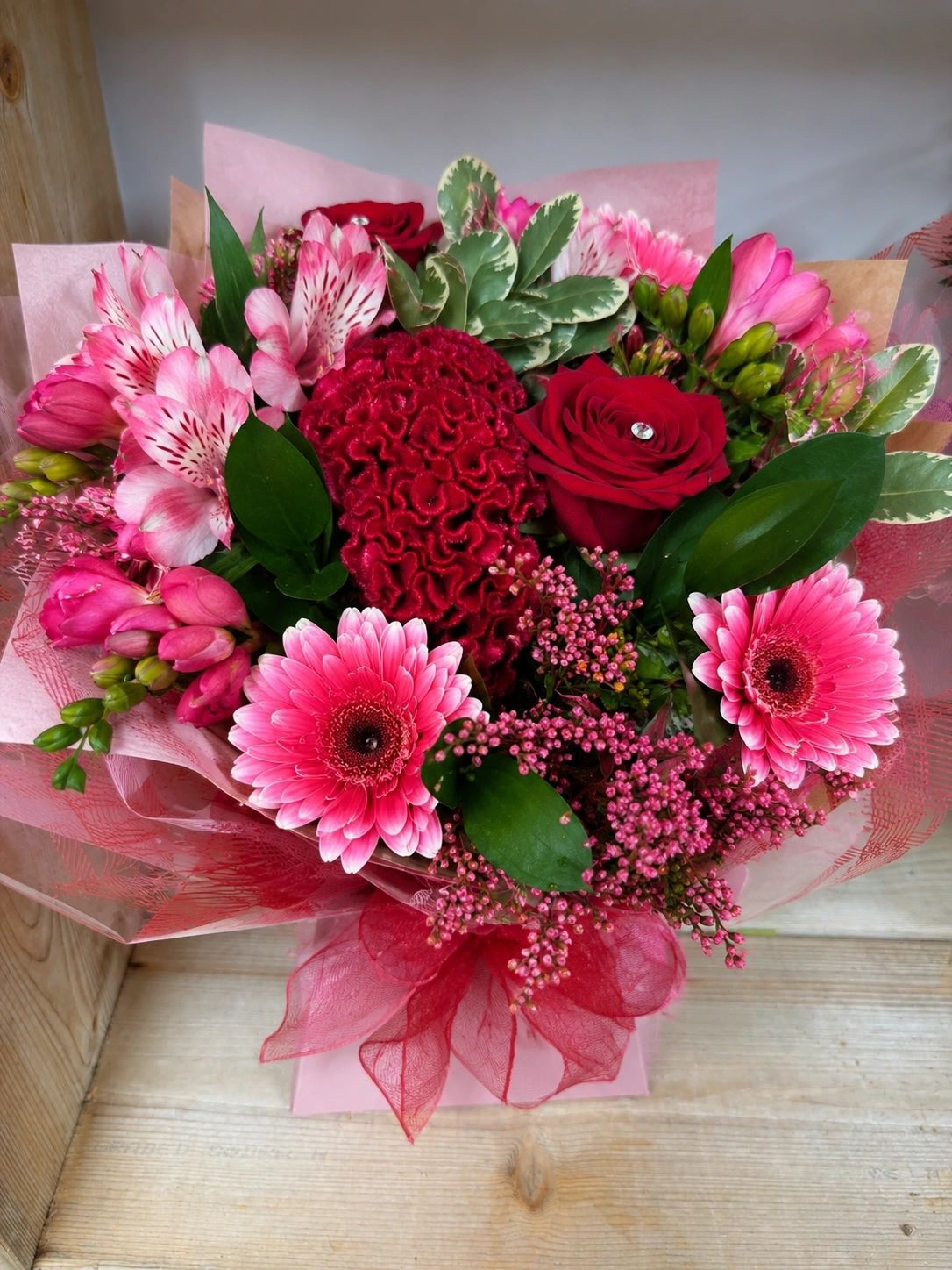 Hand-Tied Luxury (Valentines Days) Bouquets